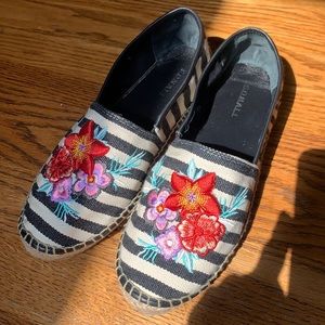 Espadrilles shoes size8, like new size 8